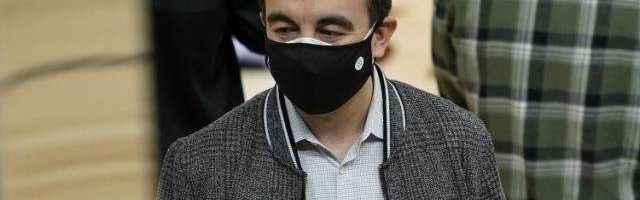 乐鱼电竞官方网-群狼露出锐利獠牙 森林狼新季防守效率领跑联盟